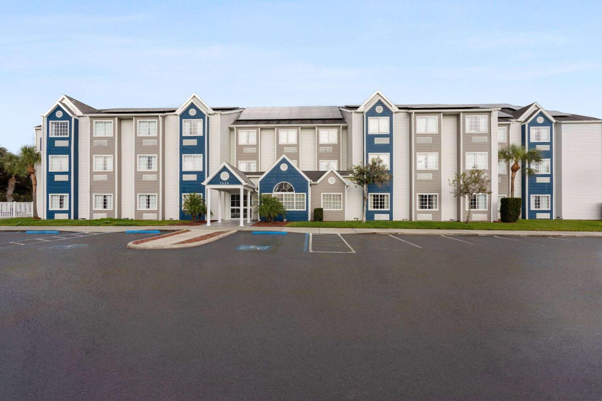 Microtel Inn And Suites - Zephyrhills Extérieur photo