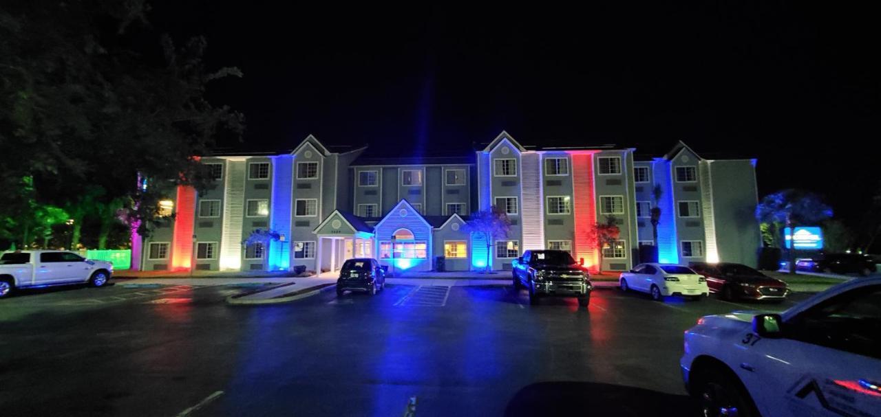 Microtel Inn And Suites - Zephyrhills Extérieur photo